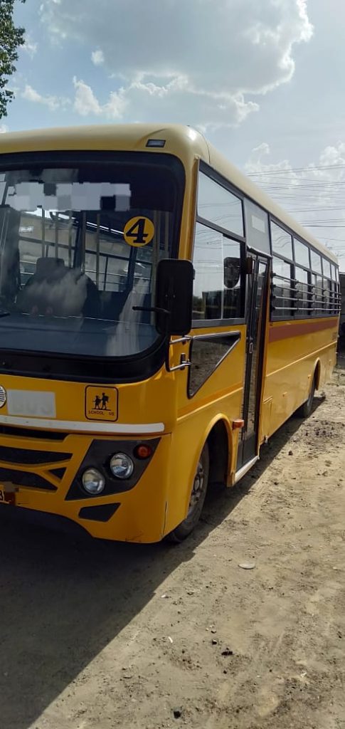 Eicher Bus 1090 model legacy