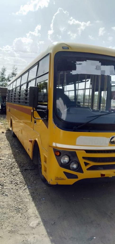 Eicher Bus 1090 model legacy